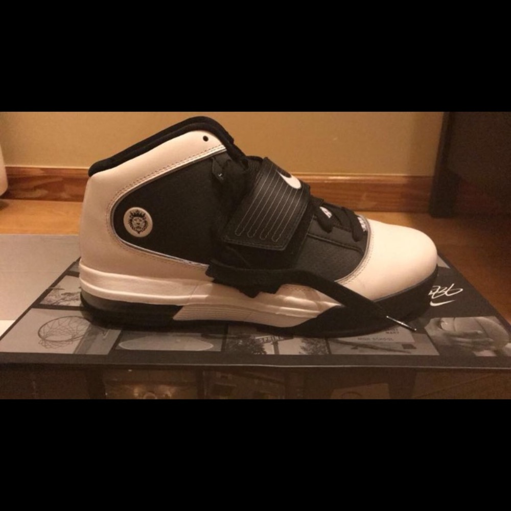Women's Nike Zoom Size 10 - Picture 3 of 4